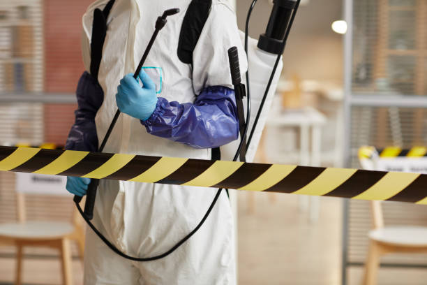 Professional Blood Cleanup technician working in Grandview, IL